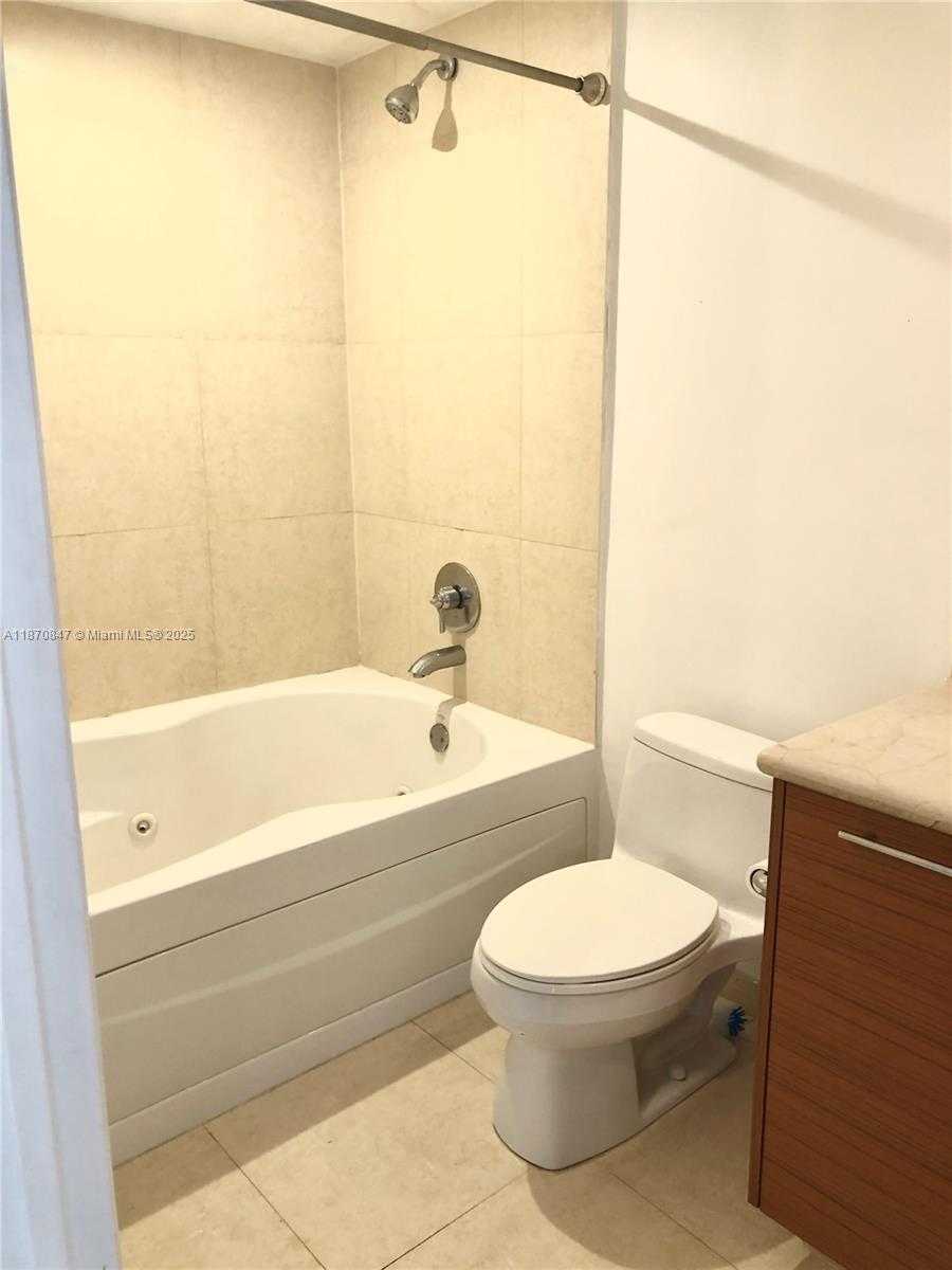 Small Image of 50 BISCAYNE BLVD #3809, Miami Number 12