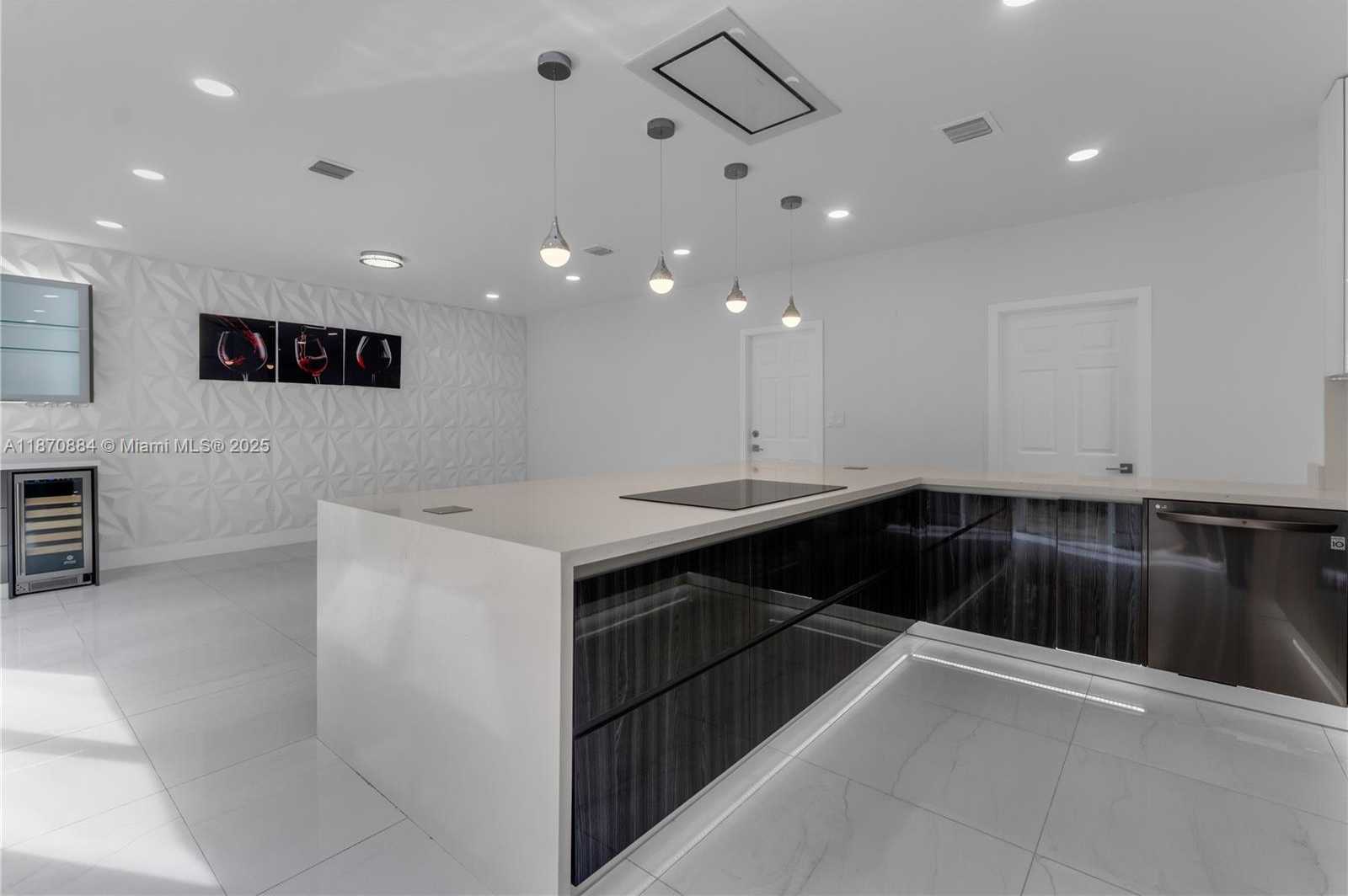 Small Image of 11230 NORTH WEST 59TH TER, Doral Number 15