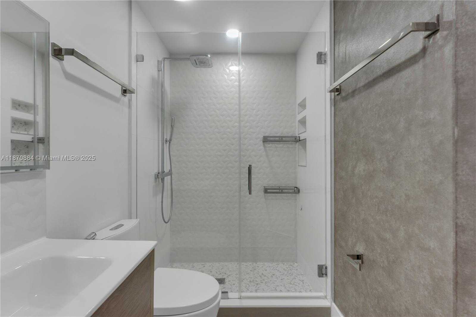 Small Image of 11230 NORTH WEST 59TH TER, Doral Number 26