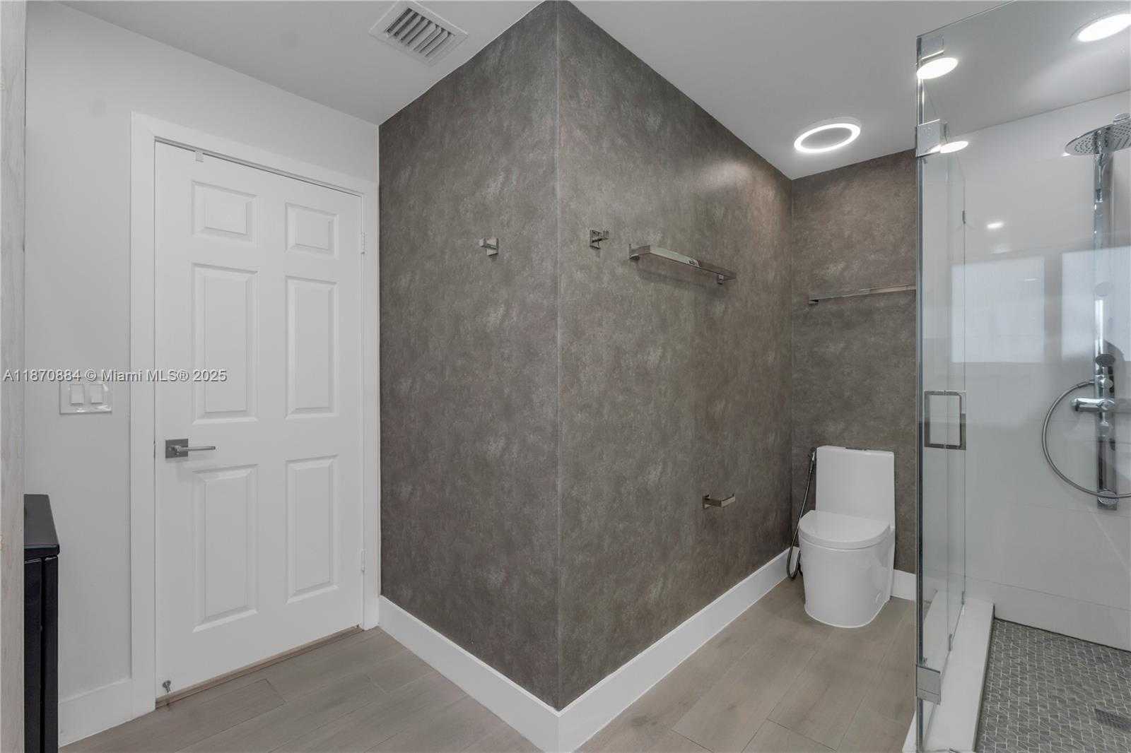Small Image of 11230 NORTH WEST 59TH TER, Doral Number 31
