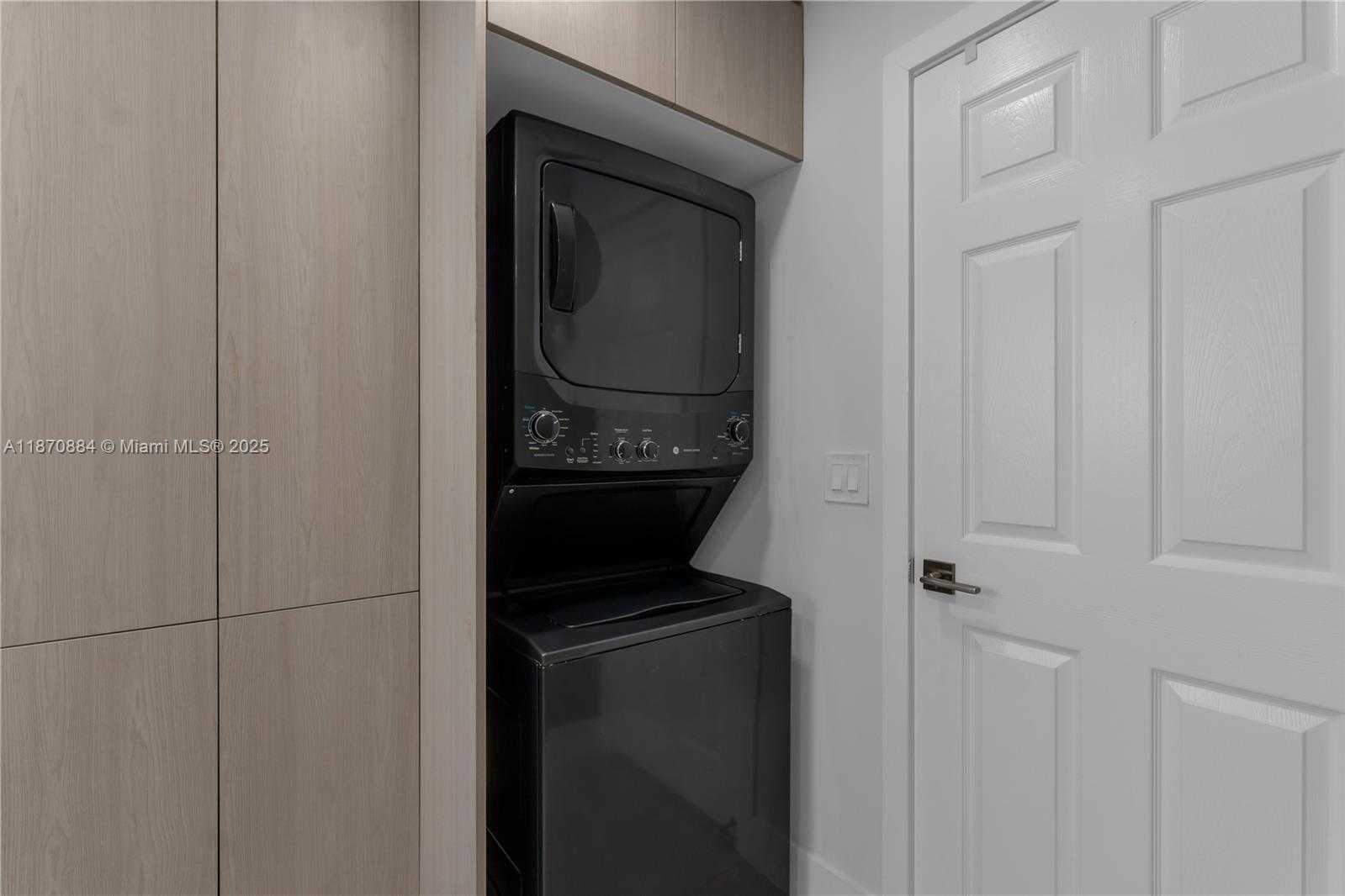 Small Image of 11230 NORTH WEST 59TH TER, Doral Number 34