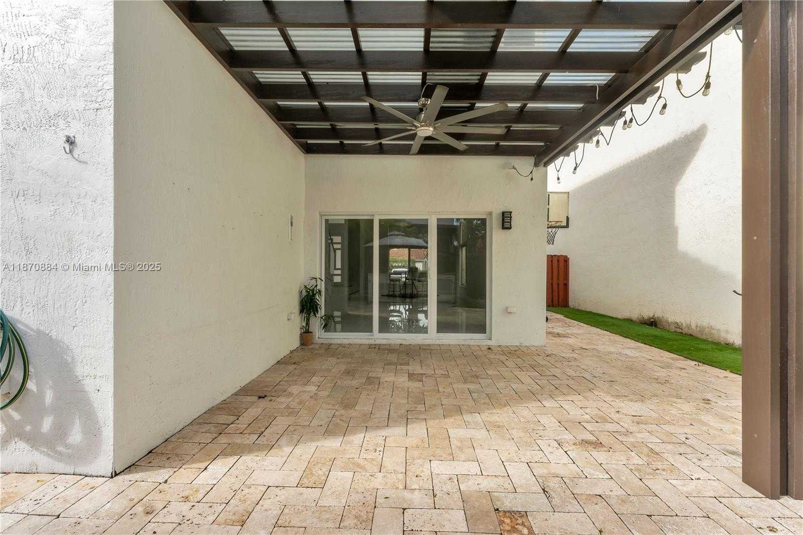 Small Image of 11230 NORTH WEST 59TH TER, Doral Number 38