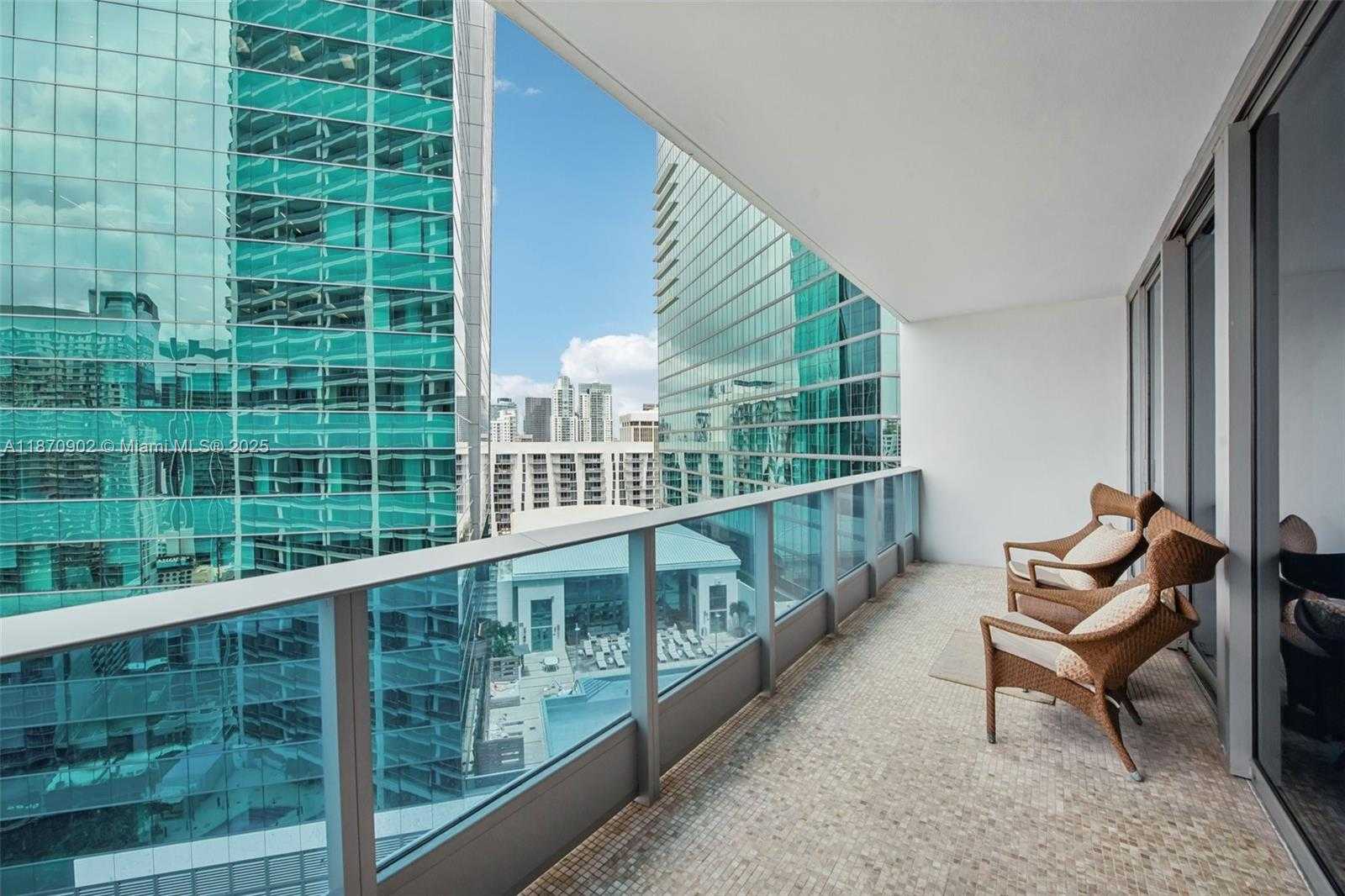 Small Image of 200 BISCAYNE BOULEVARD WAY #3113, Miami Number 19