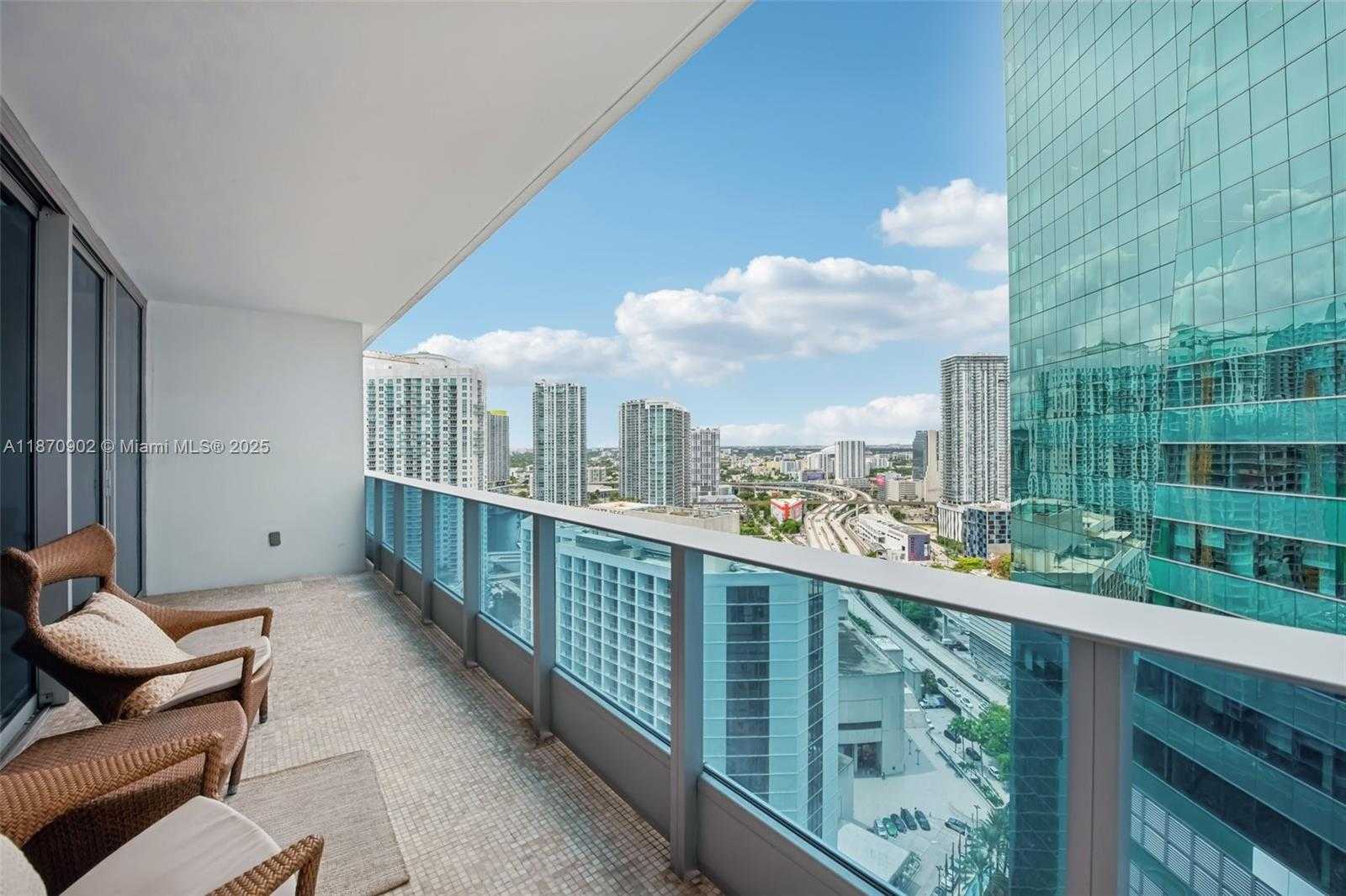 Small Image of 200 BISCAYNE BOULEVARD WAY #3113, Miami Number 21