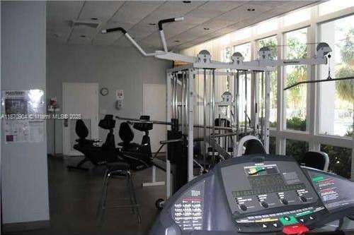 Small Image of 7441 WAYNE AVE #5C, Miami Beach Number 6