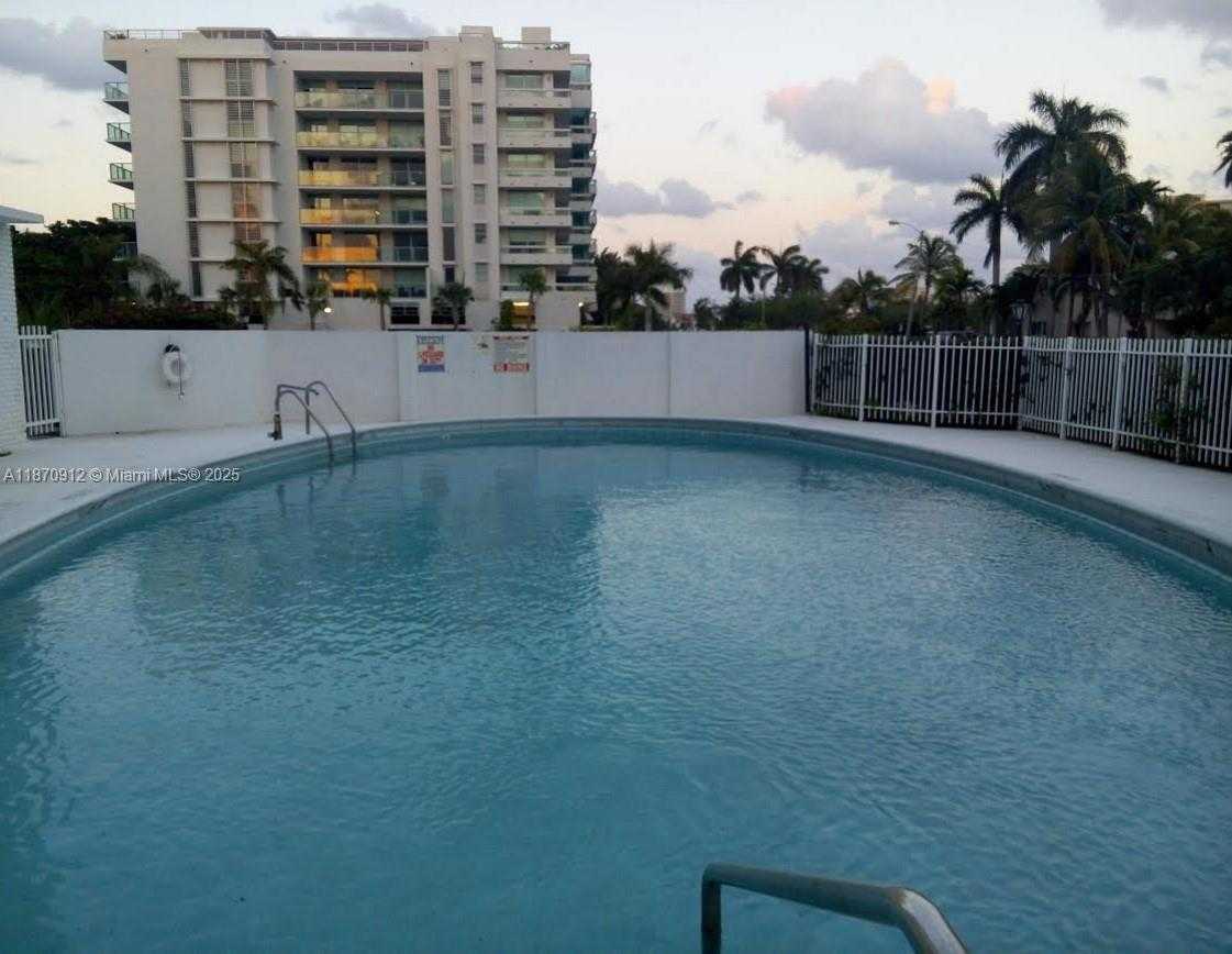 Small Image of 1075 92ND ST #502, Bay Harbor Islands Number 13