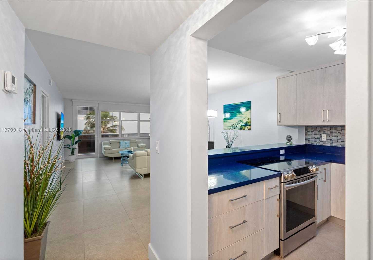 Small Image of 3725 SOUTH OCEAN DR #311, Hollywood Number 12