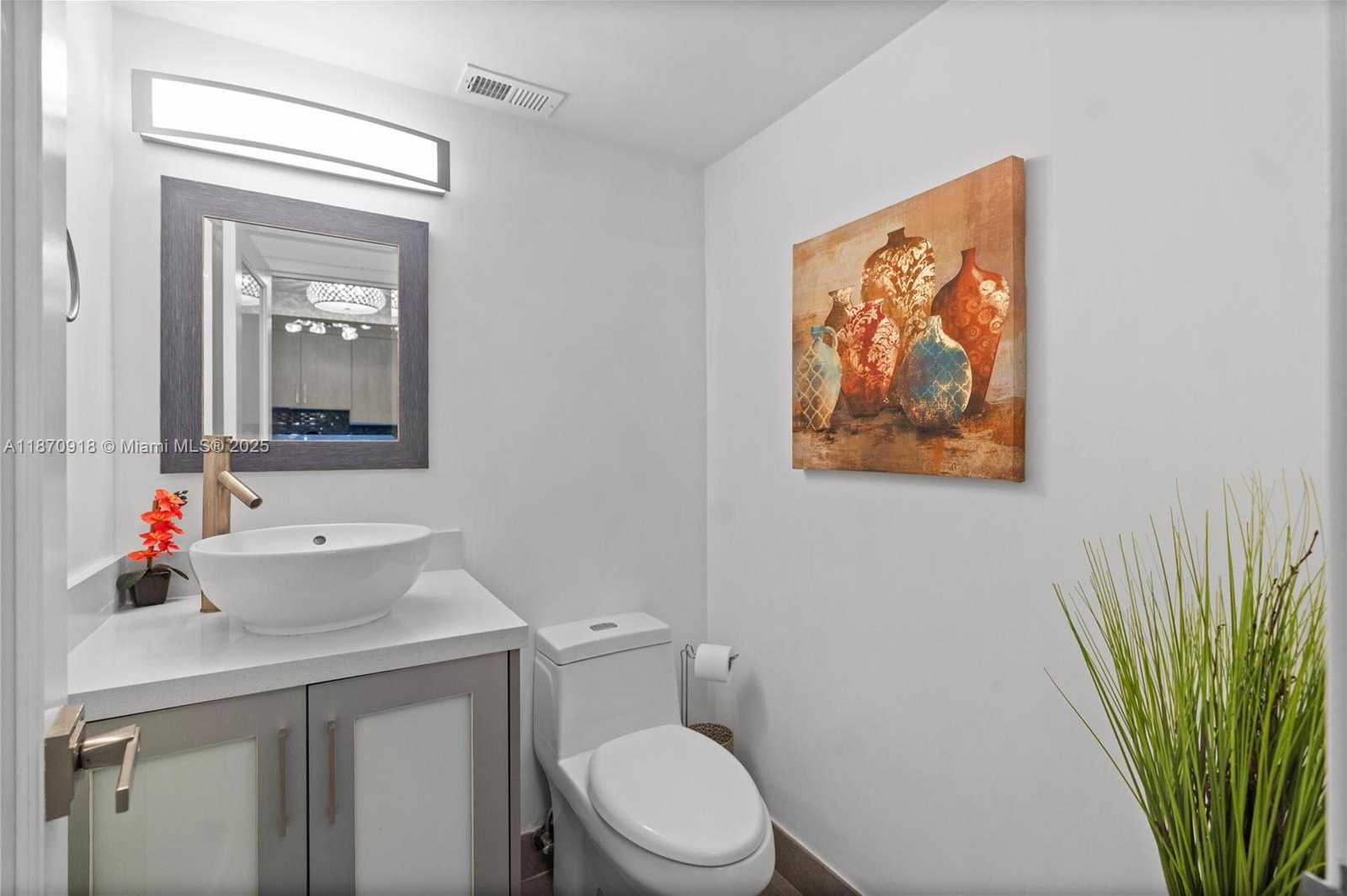 Small Image of 3725 SOUTH OCEAN DR #311, Hollywood Number 21