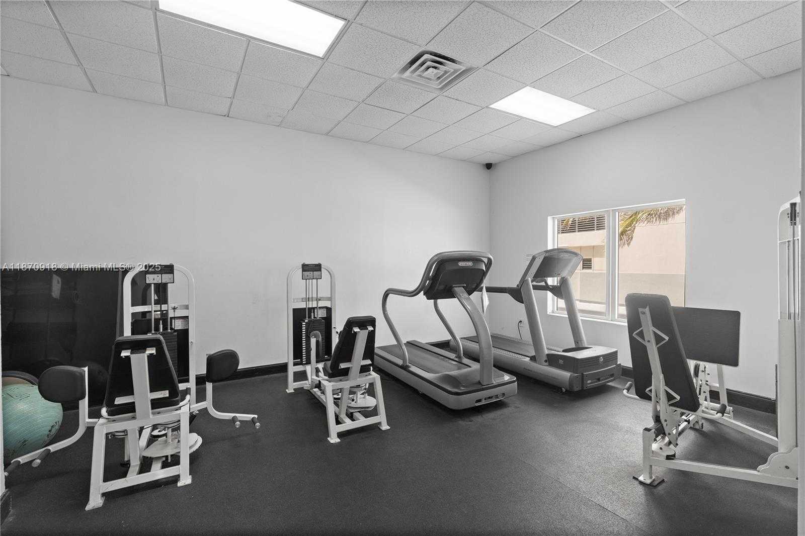Small Image of 3725 SOUTH OCEAN DR #311, Hollywood Number 41