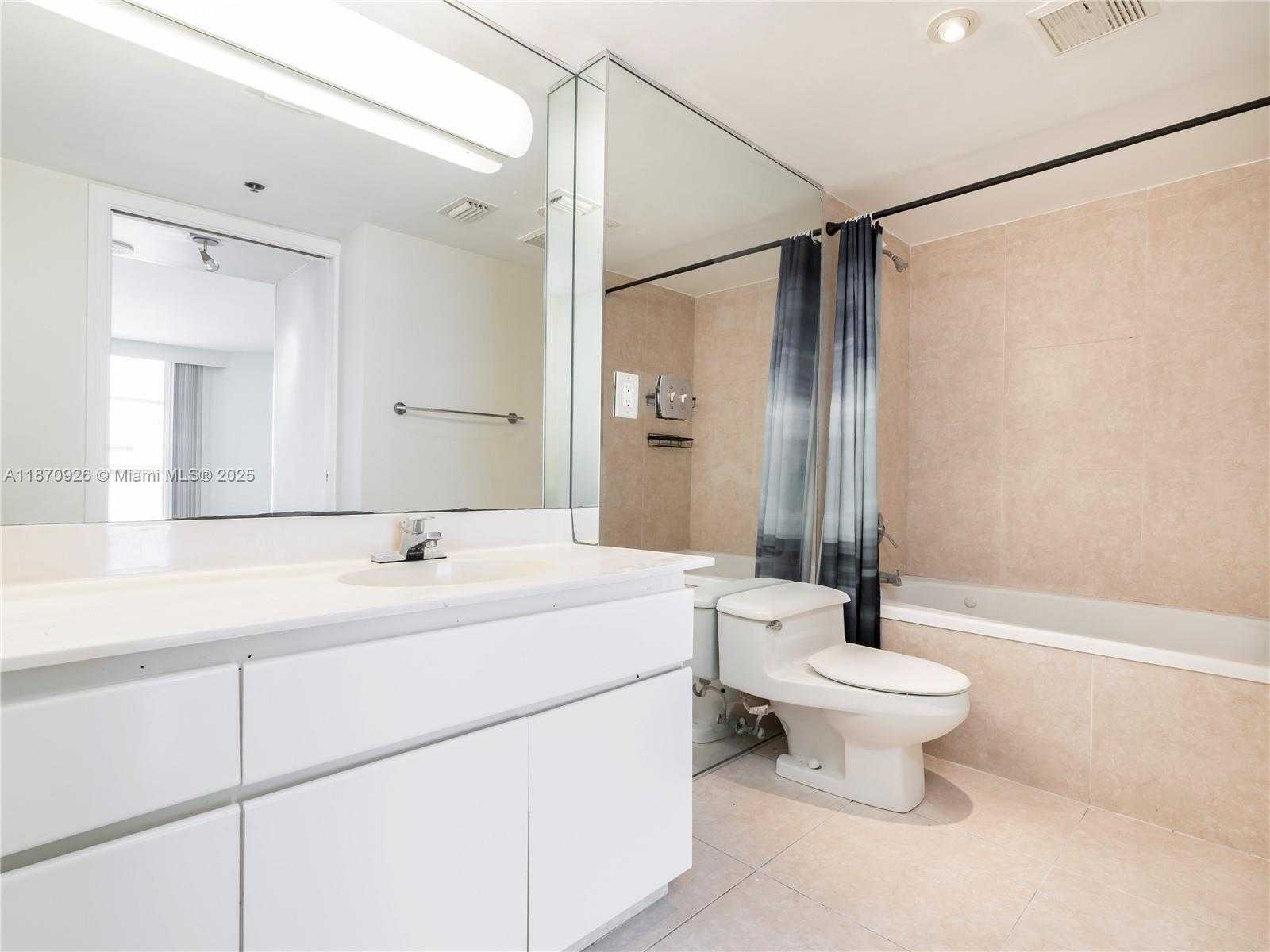 Small Image of 6767 COLLINS AVE #1907, Miami Beach Number 12