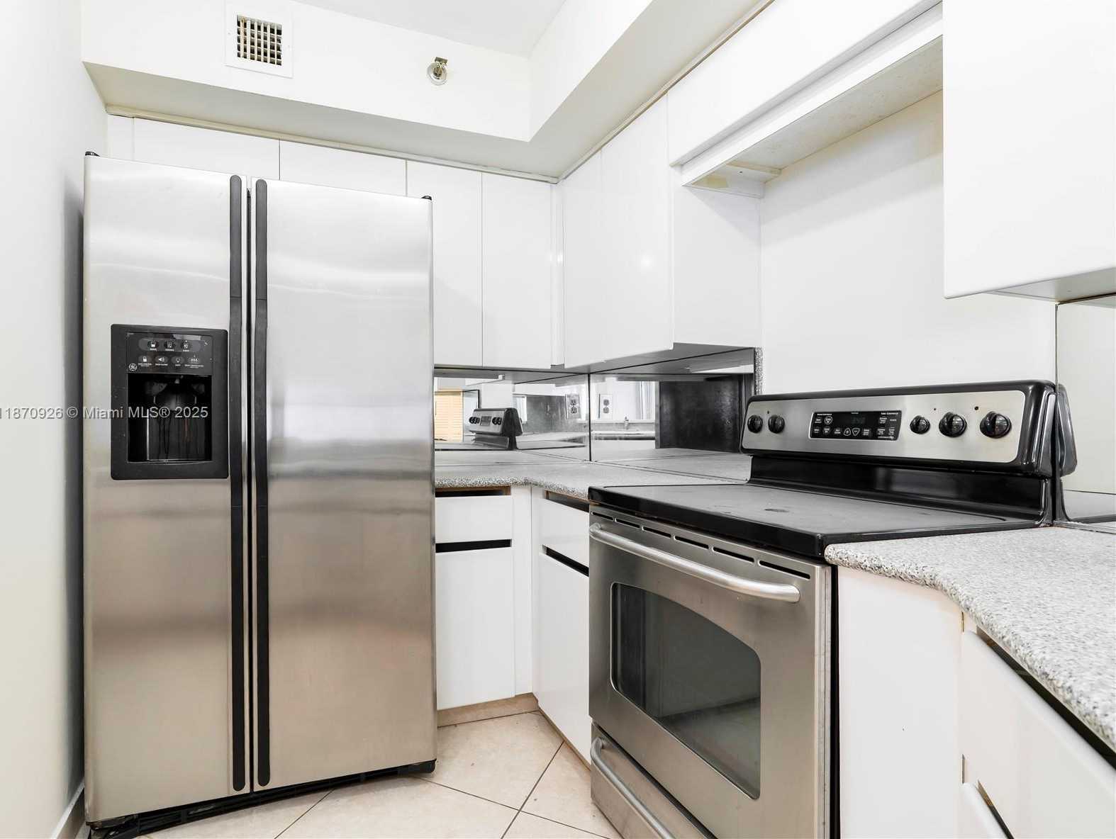 Small Image of 6767 COLLINS AVE #1907, Miami Beach Number 8