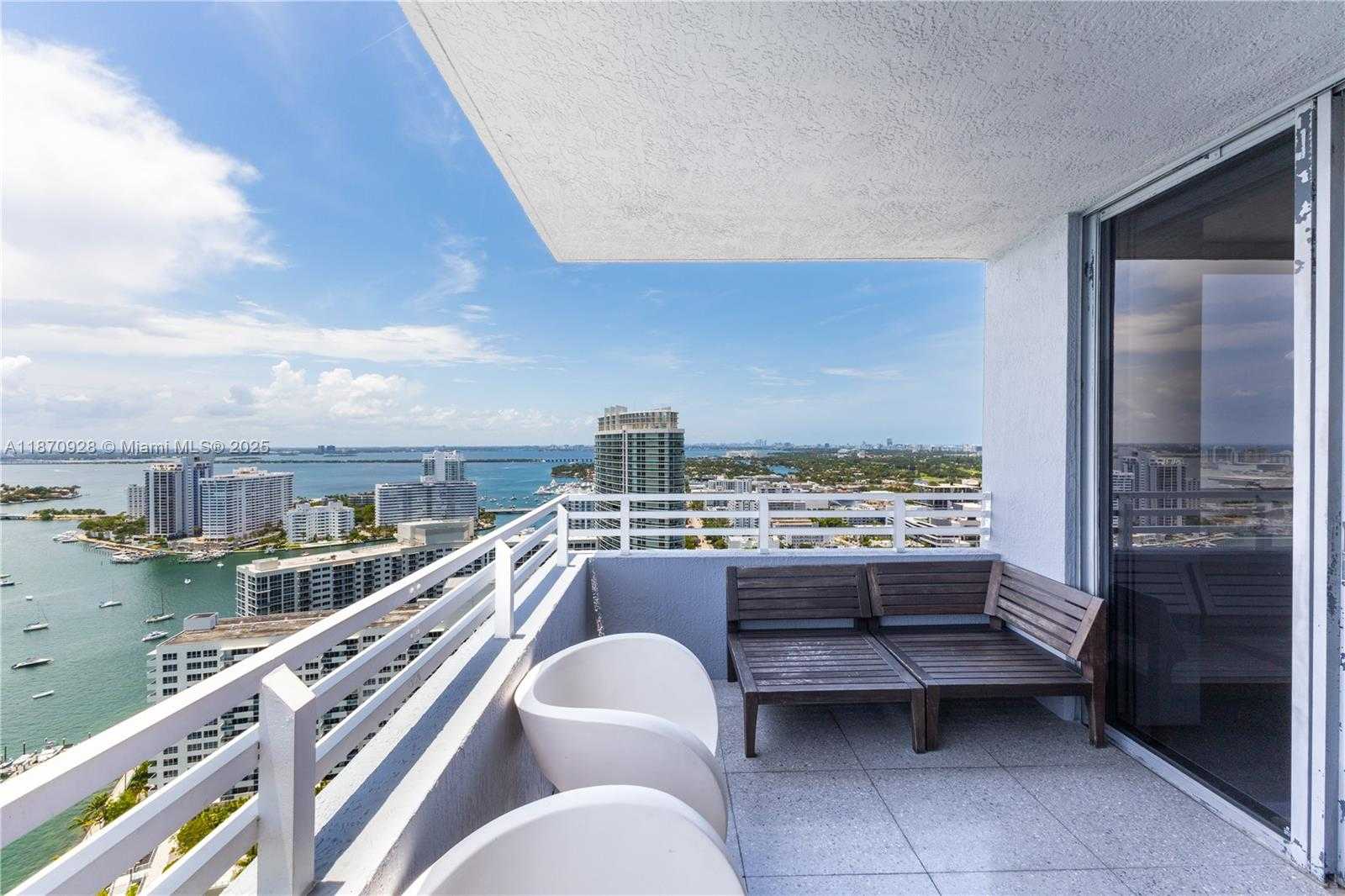 Small Image of 1330 WEST AVE #3201, Miami Beach Number 13