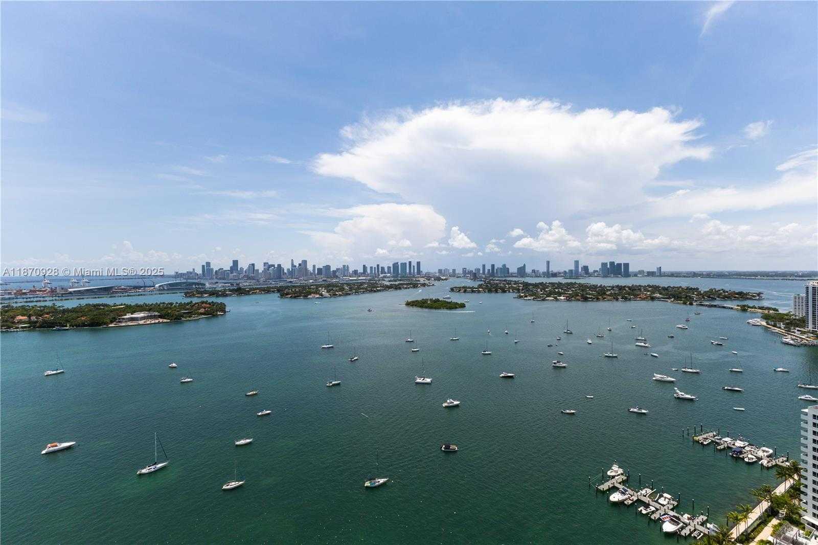 Small Image of 1330 WEST AVE #3201, Miami Beach Number 2