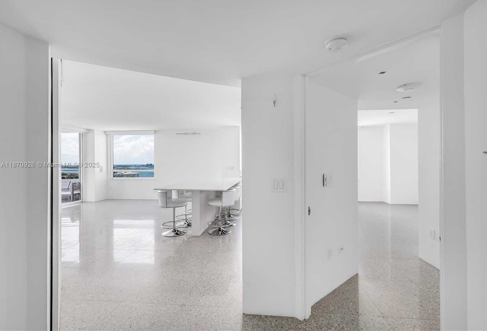 Small Image of 1330 WEST AVE #3201, Miami Beach Number 24
