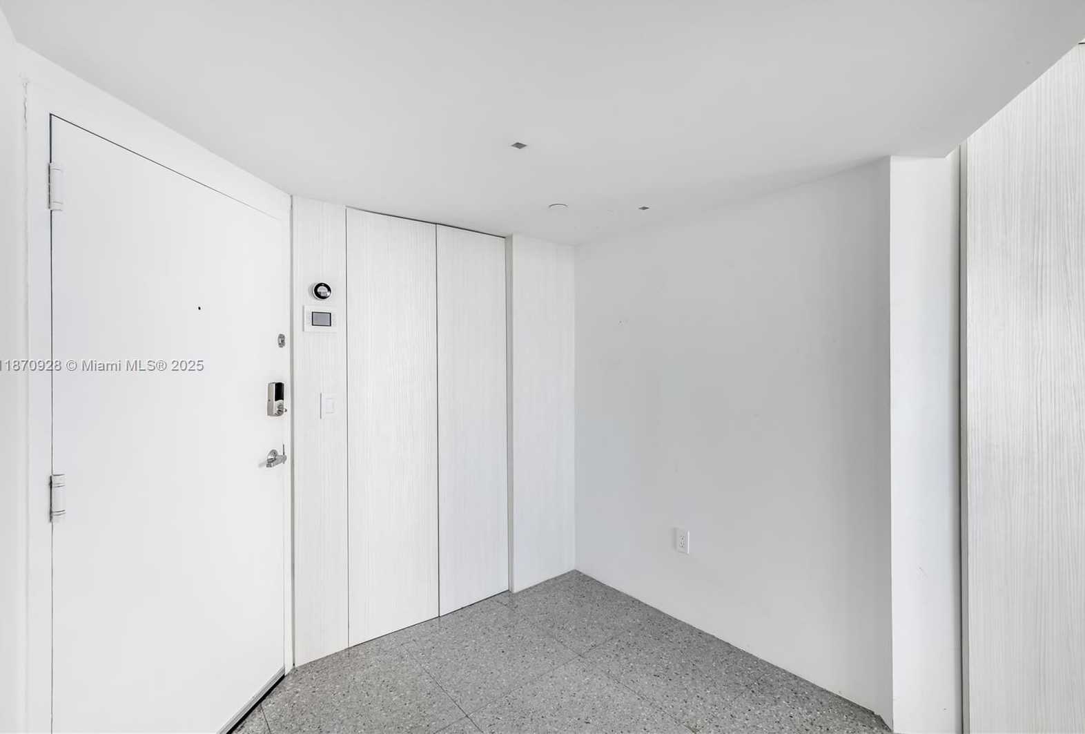 Small Image of 1330 WEST AVE #3201, Miami Beach Number 47