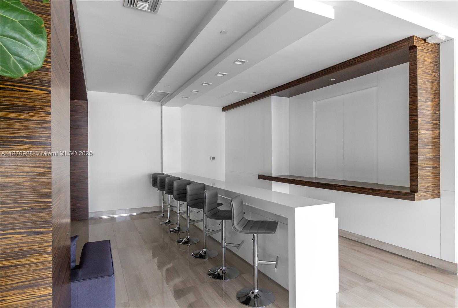 Small Image of 1330 WEST AVE #3201, Miami Beach Number 49