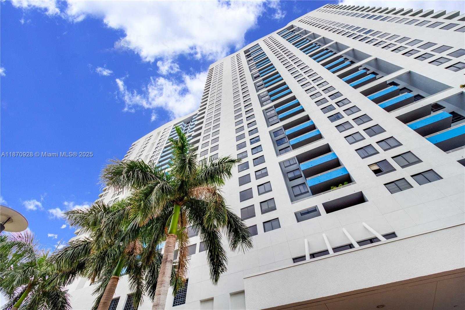 Small Image of 1330 WEST AVE #3201, Miami Beach Number 52