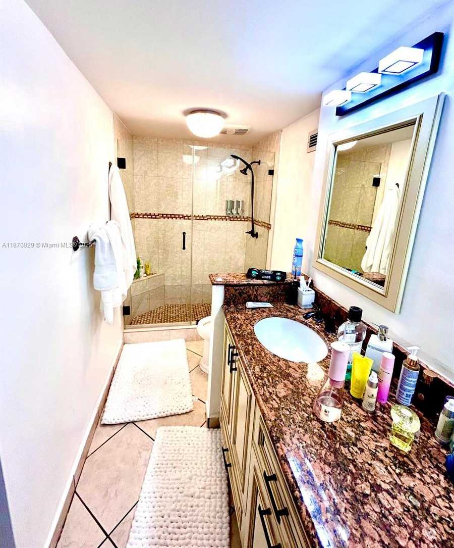 Small Image of 3725 SOUTH OCEAN DR #1116, Hollywood Number 12
