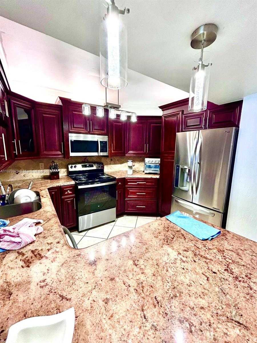 Small Image of 3725 SOUTH OCEAN DR #1116, Hollywood Number 3