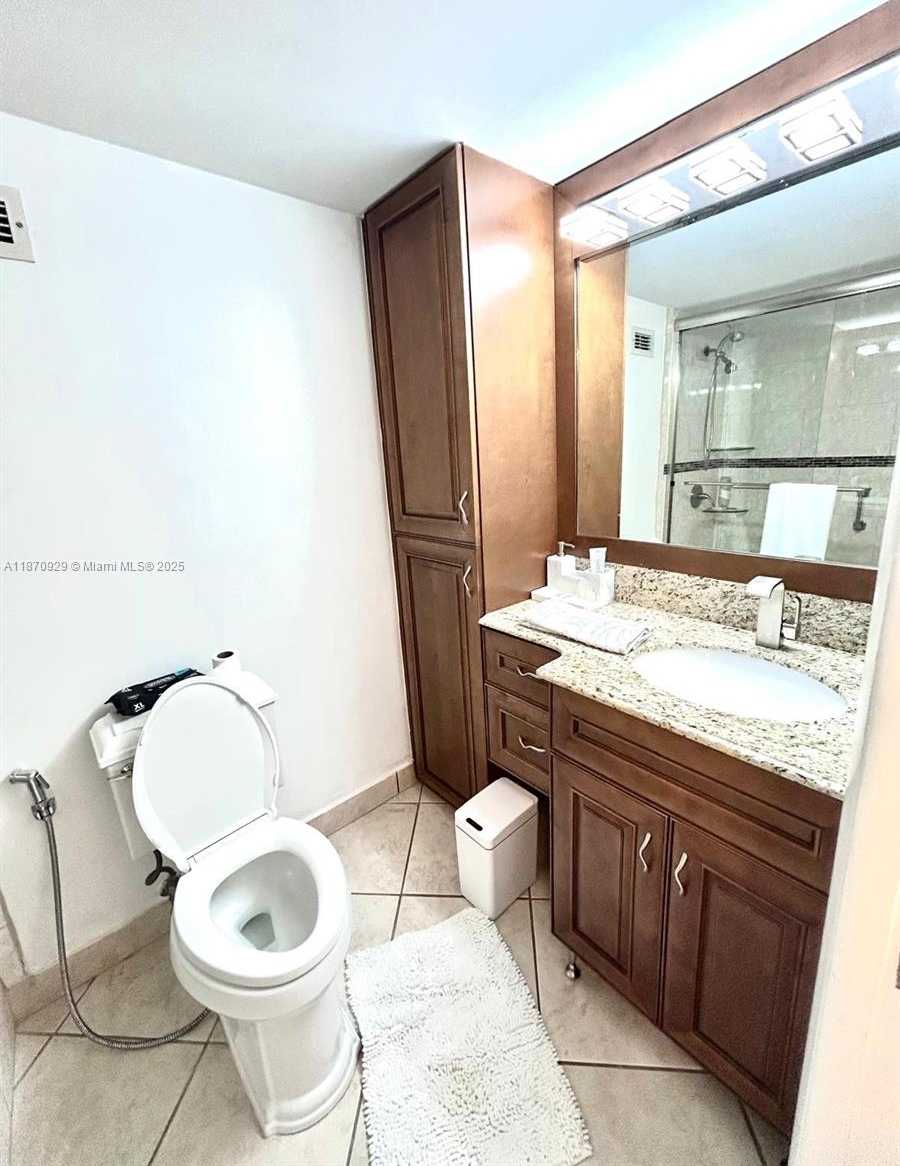 Small Image of 3725 SOUTH OCEAN DR #1116, Hollywood Number 8
