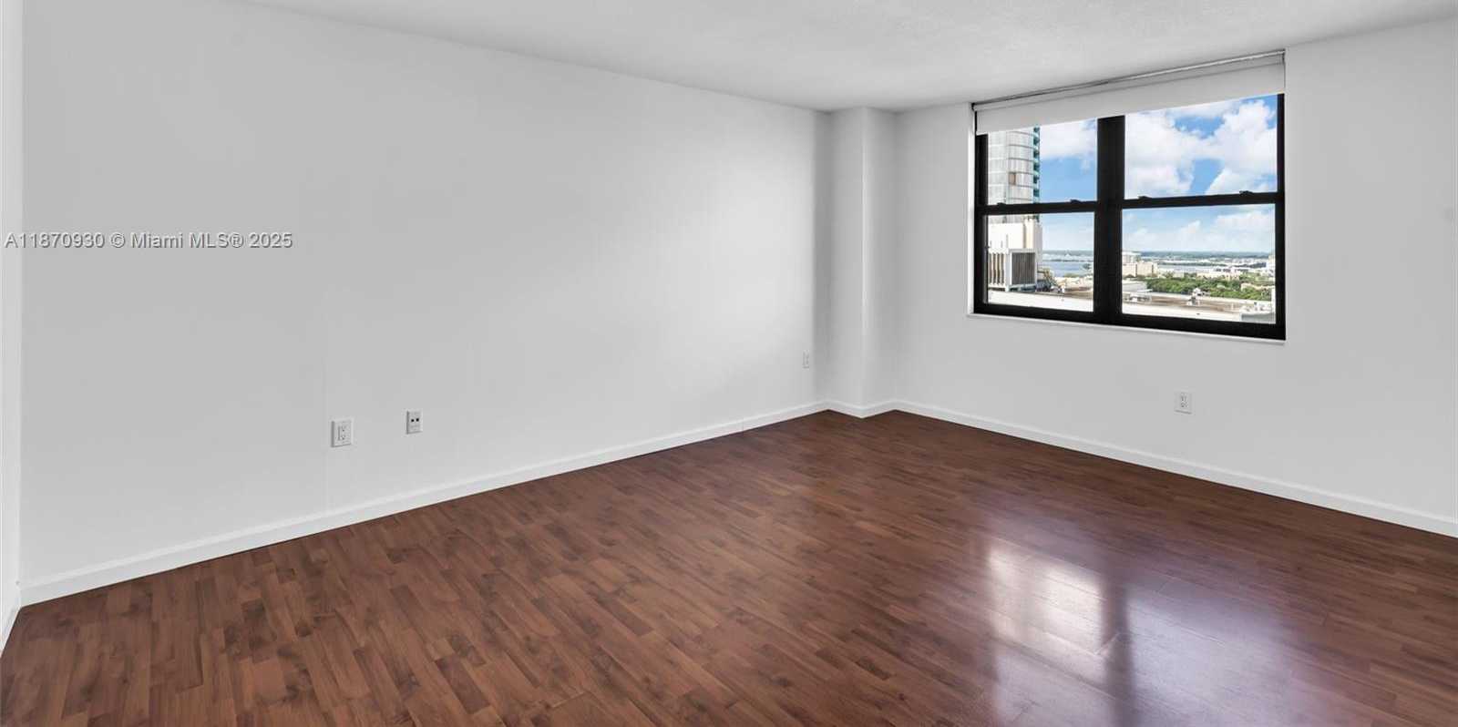 Small Image of 2333 BRICKELL AVE #2708, Miami Number 19