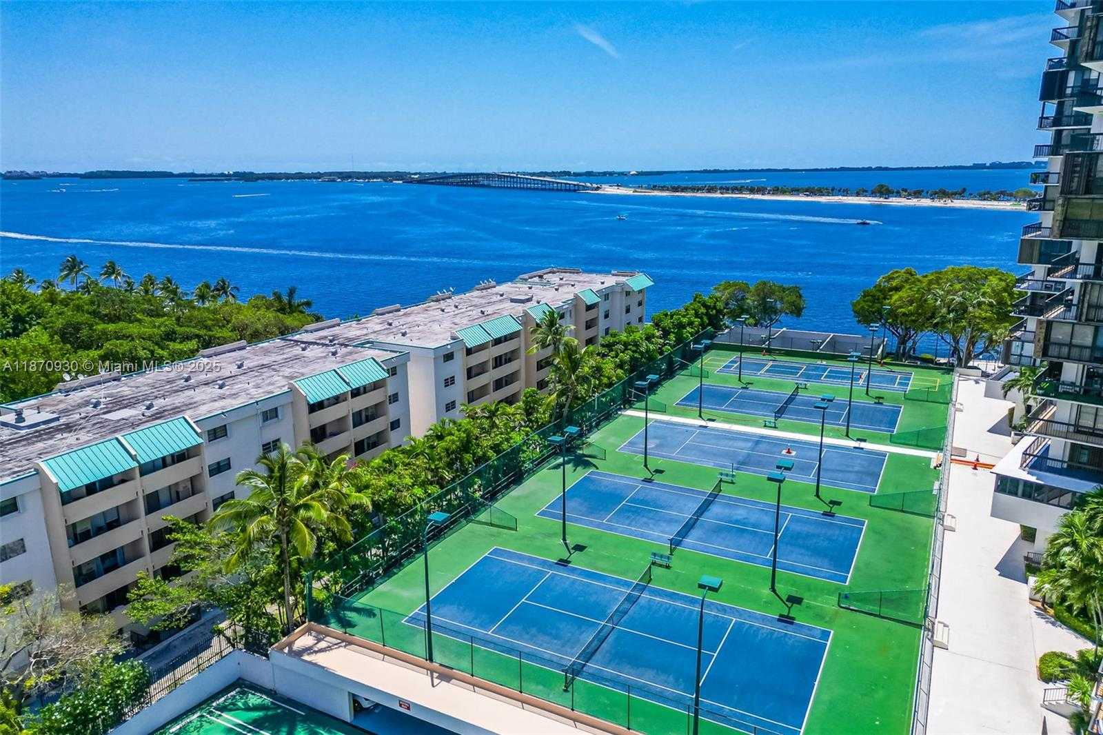 Small Image of 2333 BRICKELL AVE #2708, Miami Number 34