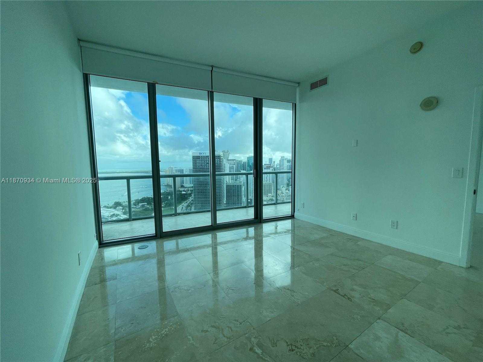 Small Image of 888 BISCAYNE BLVD #4902, Miami Number 10