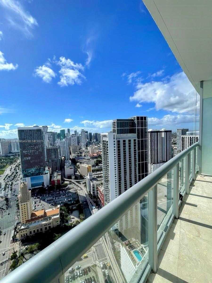 Small Image of 888 BISCAYNE BLVD #4902, Miami Number 4