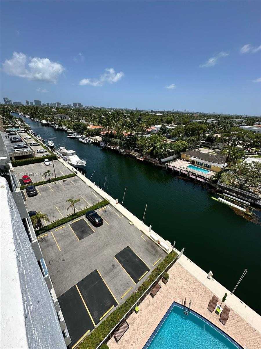 Small Image of 2020 NORTH EAST 135TH ST #807, North Miami Number 13