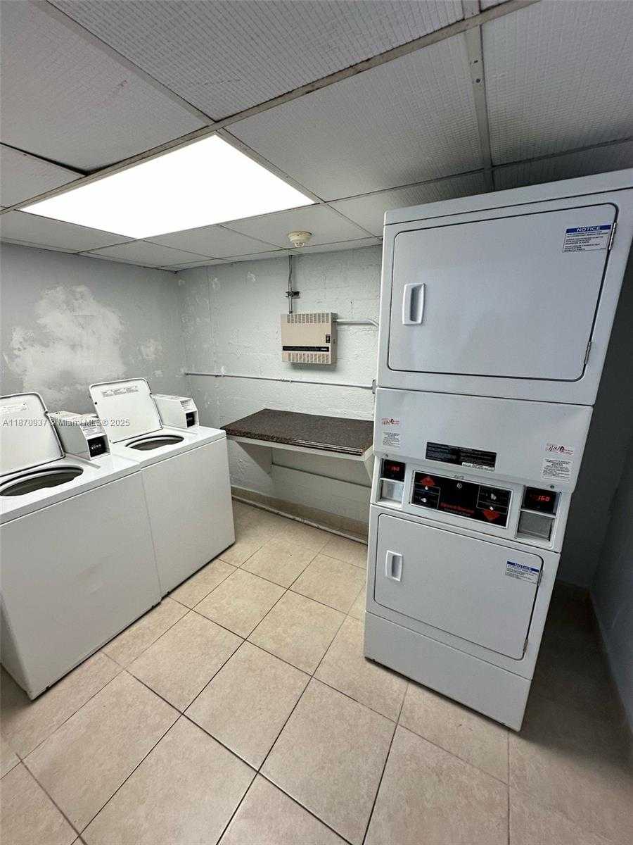 Small Image of 2020 NORTH EAST 135TH ST #807, North Miami Number 15