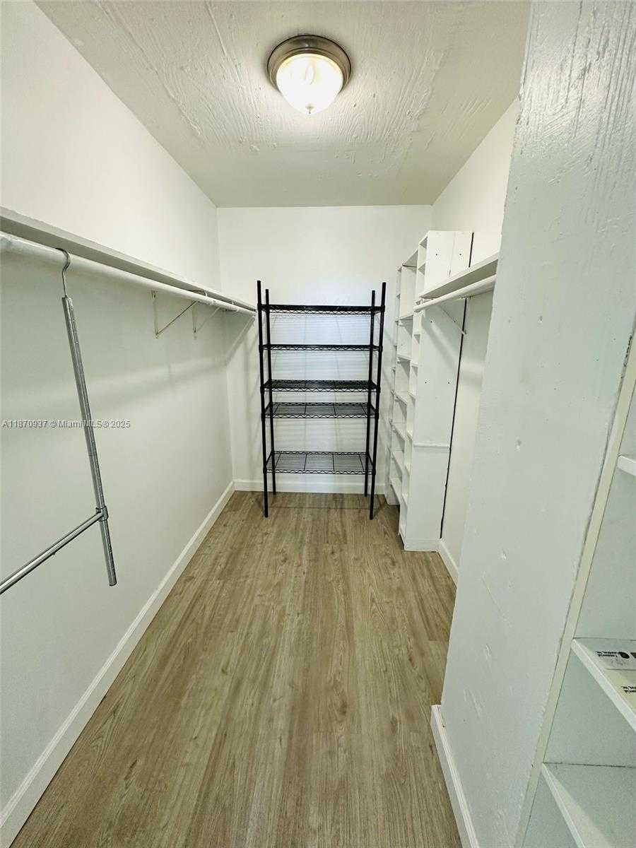 Small Image of 2020 NORTH EAST 135TH ST #807, North Miami Number 4
