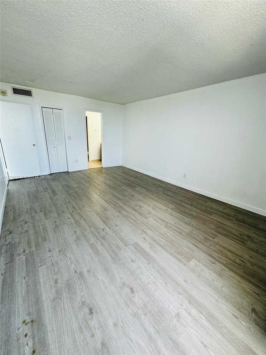 Small Image of 2020 NORTH EAST 135TH ST #807, North Miami Number 5