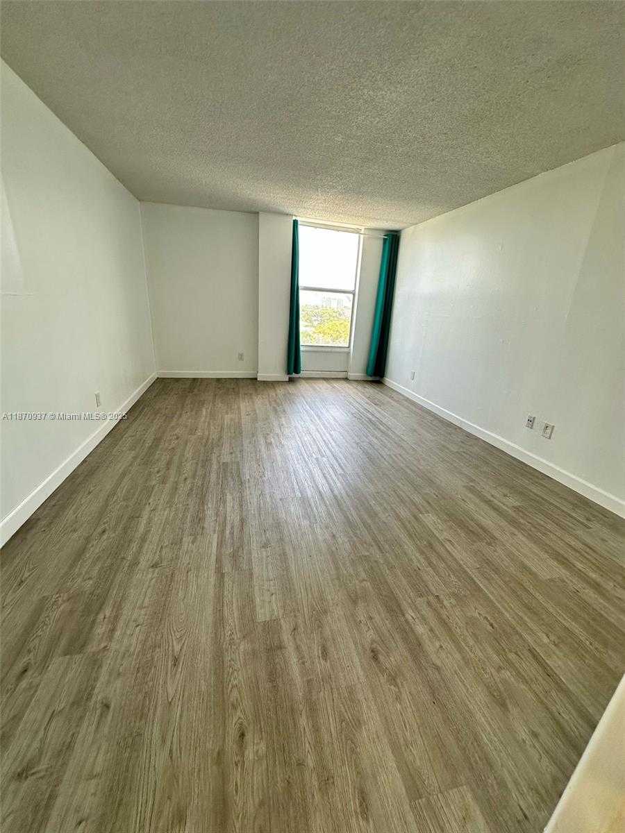 Small Image of 2020 NORTH EAST 135TH ST #807, North Miami Number 6