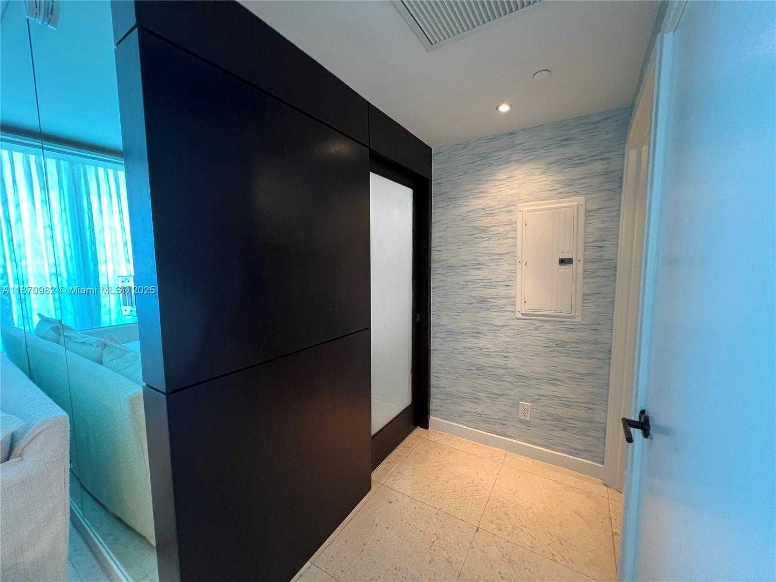 Small Image of 6799 COLLINS AVE #1601, Miami Beach Number 7