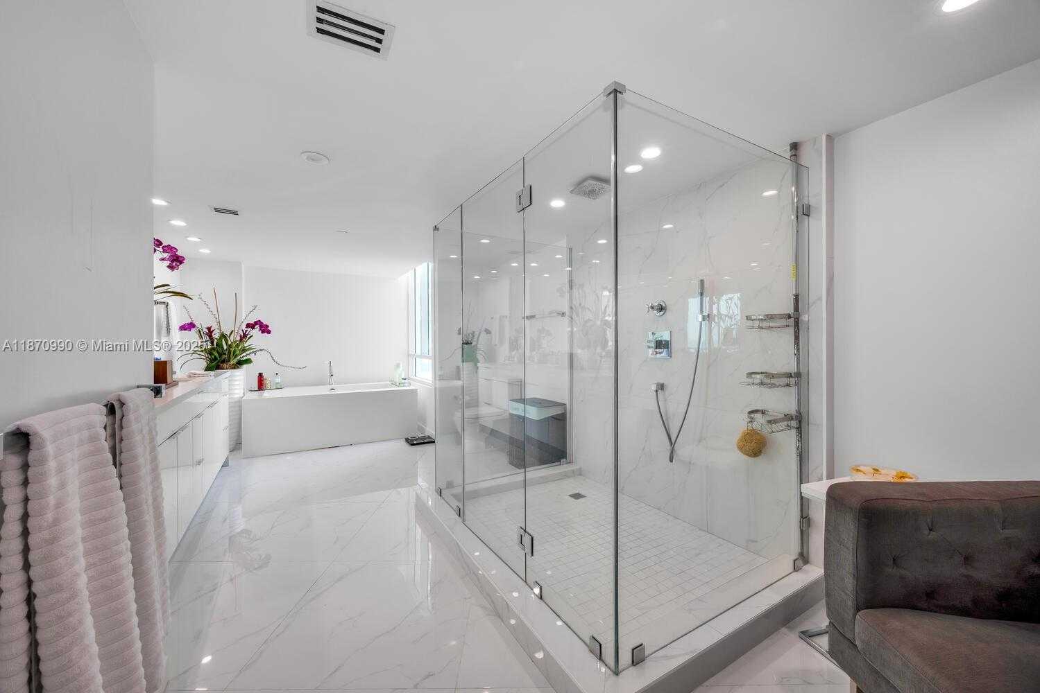 Small Image of 2127 BRICKELL AVE #801, Miami Number 14