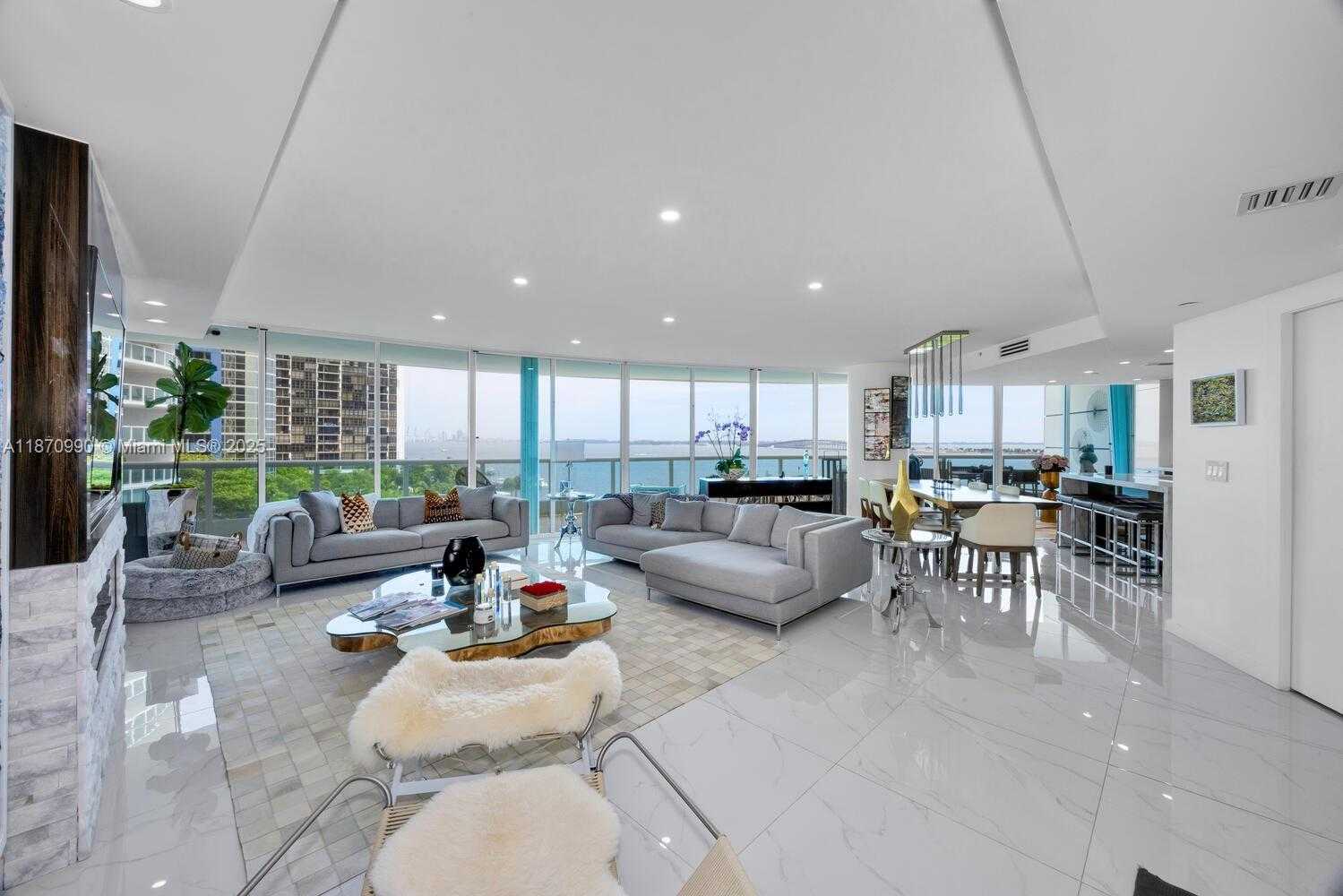 Small Image of 2127 BRICKELL AVE #801, Miami Number 26