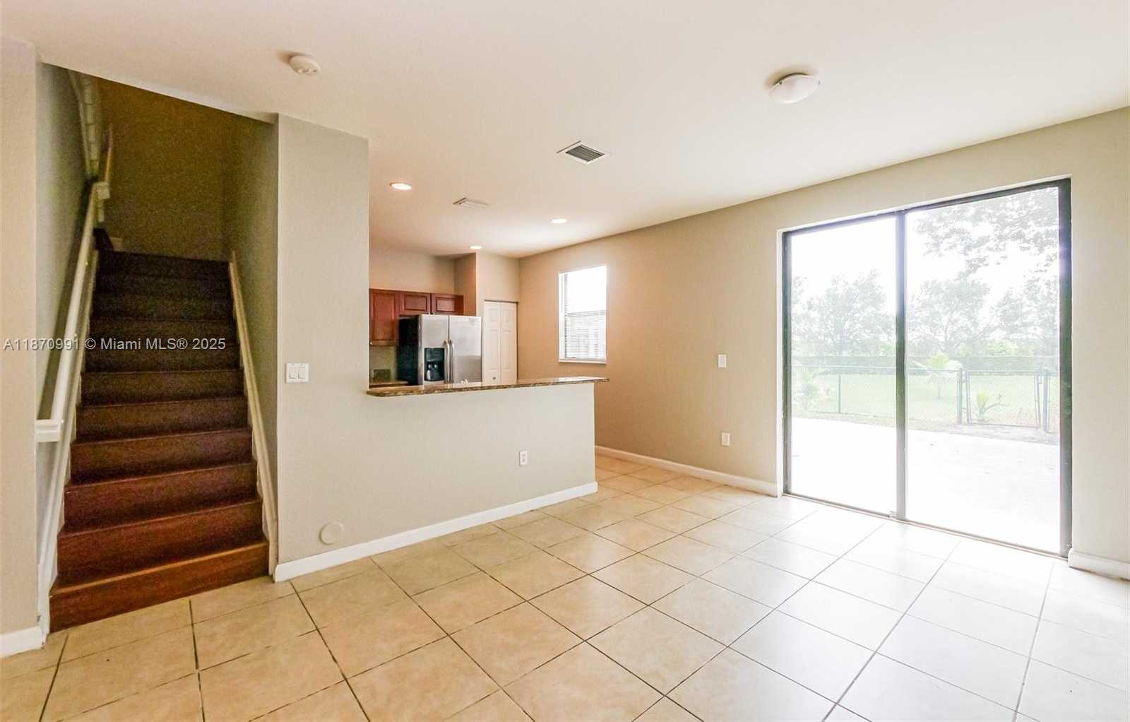 Small Image of 457 SOUTH EAST 37 PLACE, Homestead Number 3