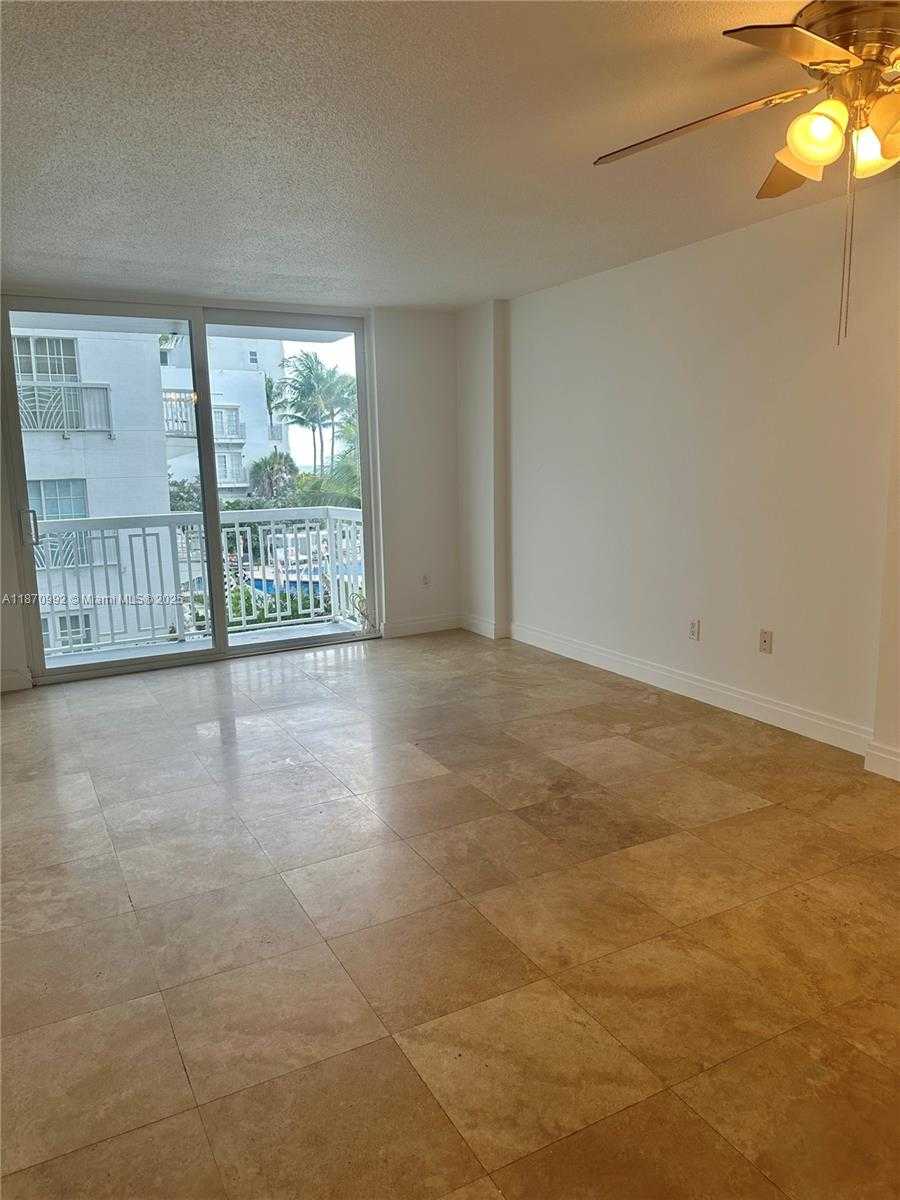 Small Image of 401 OCEAN DR #321, Miami Beach Number 3