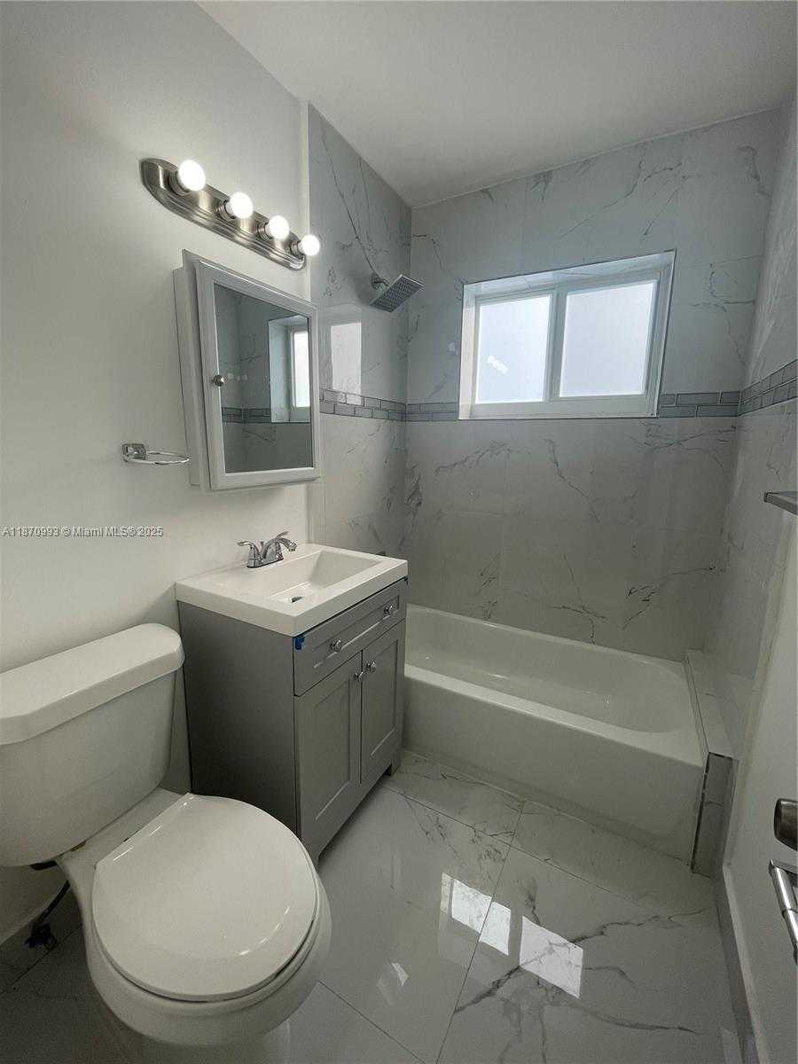 Small Image of 785 81ST ST #3, Miami Beach Number 7