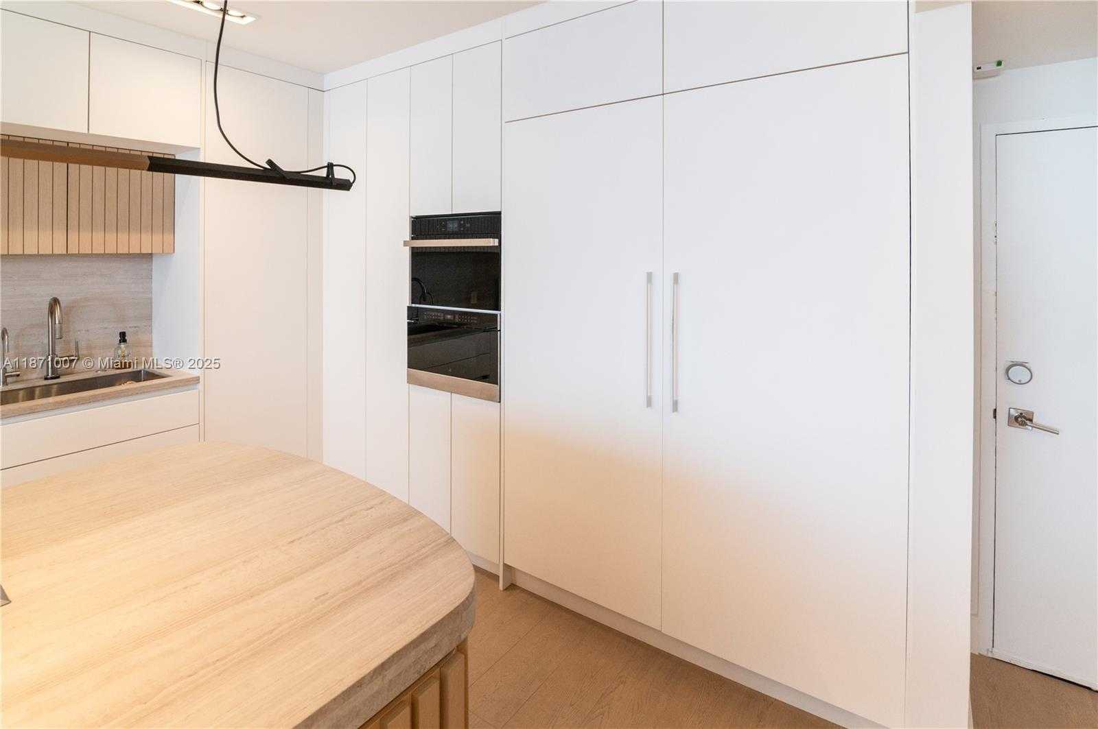 Small Image of 20 ISLAND AVE #1407, Miami Beach Number 15