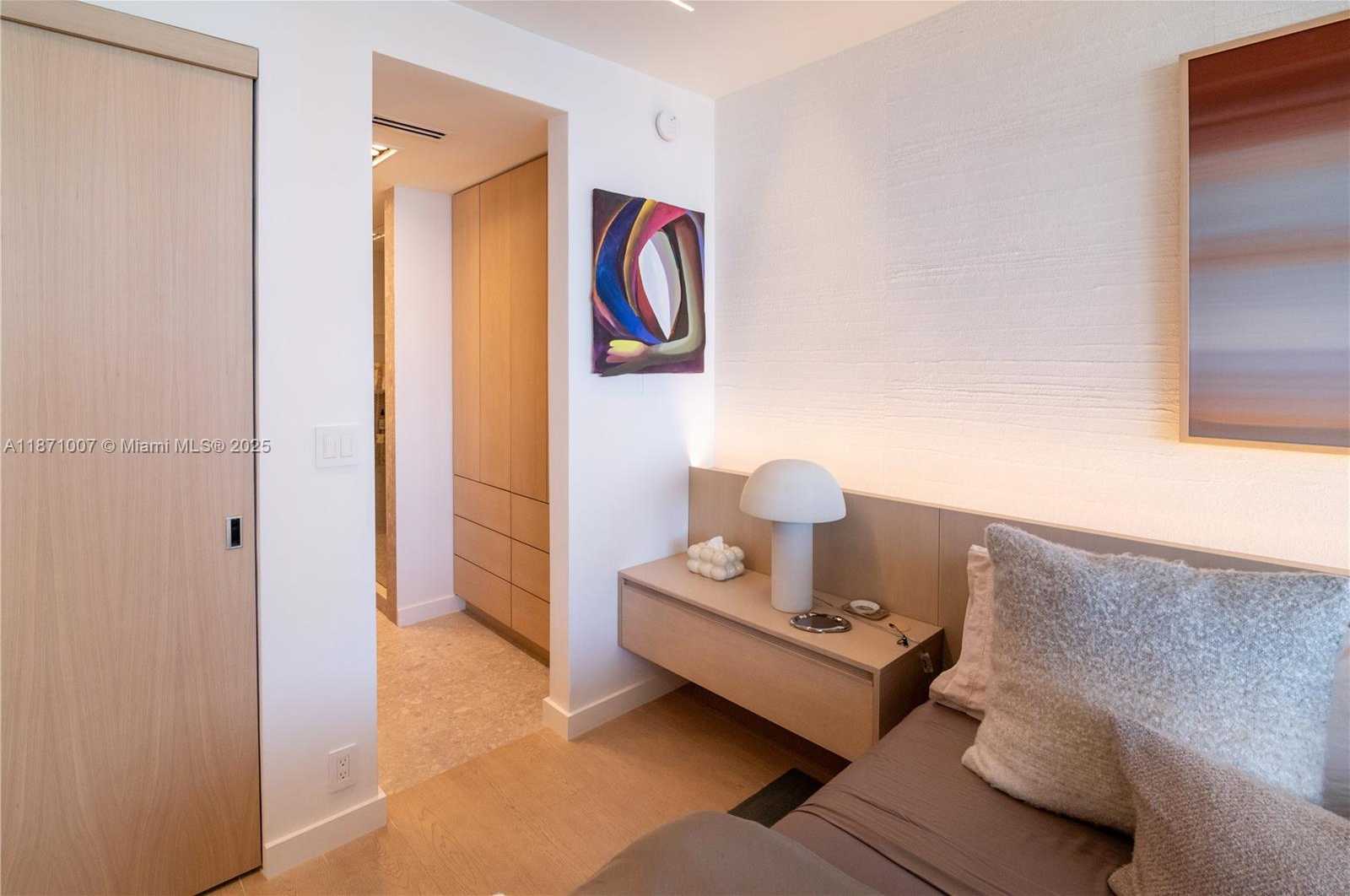 Small Image of 20 ISLAND AVE #1407, Miami Beach Number 31
