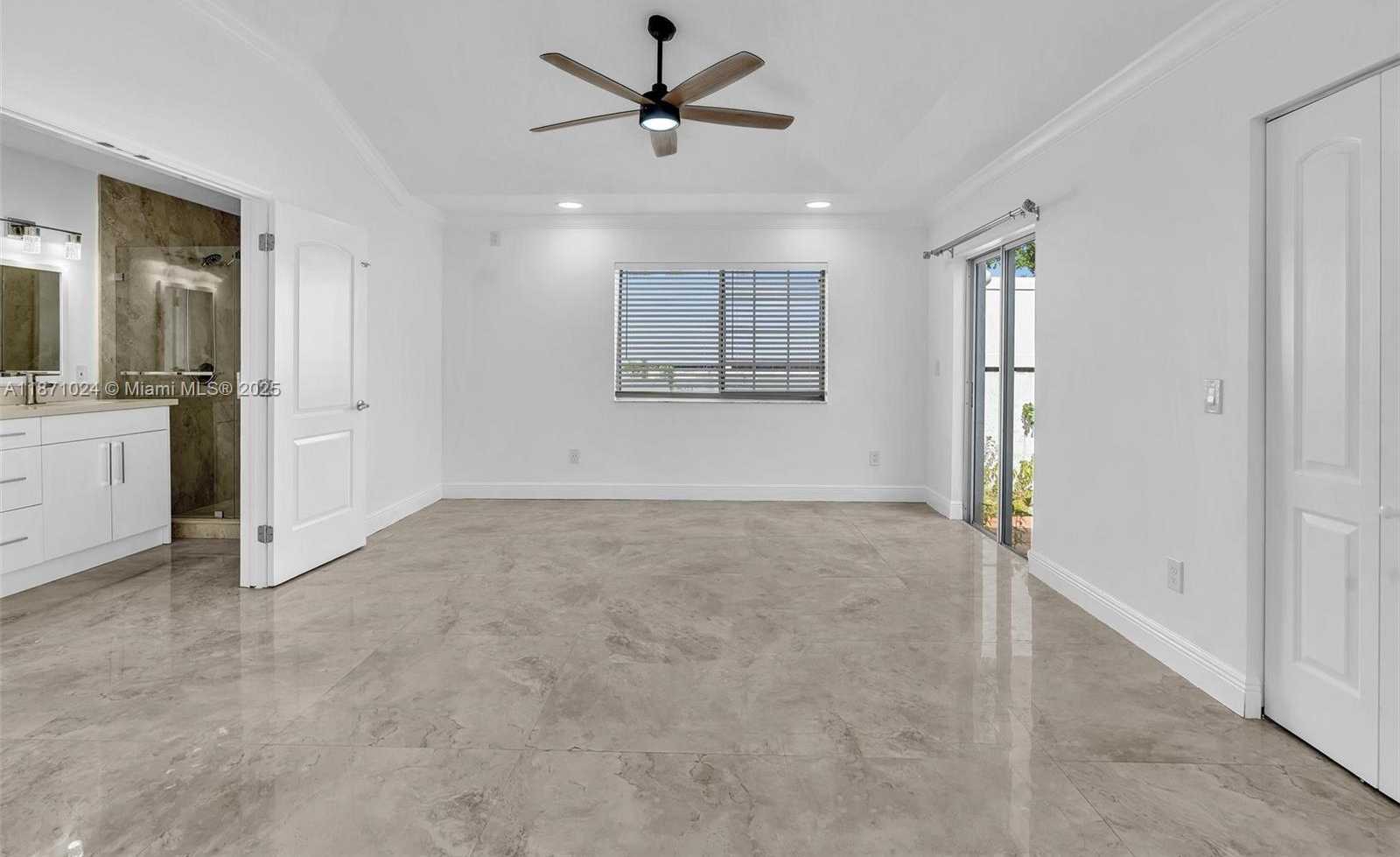 Small Image of 20645 NORTH EAST 25TH PL, Miami Number 34