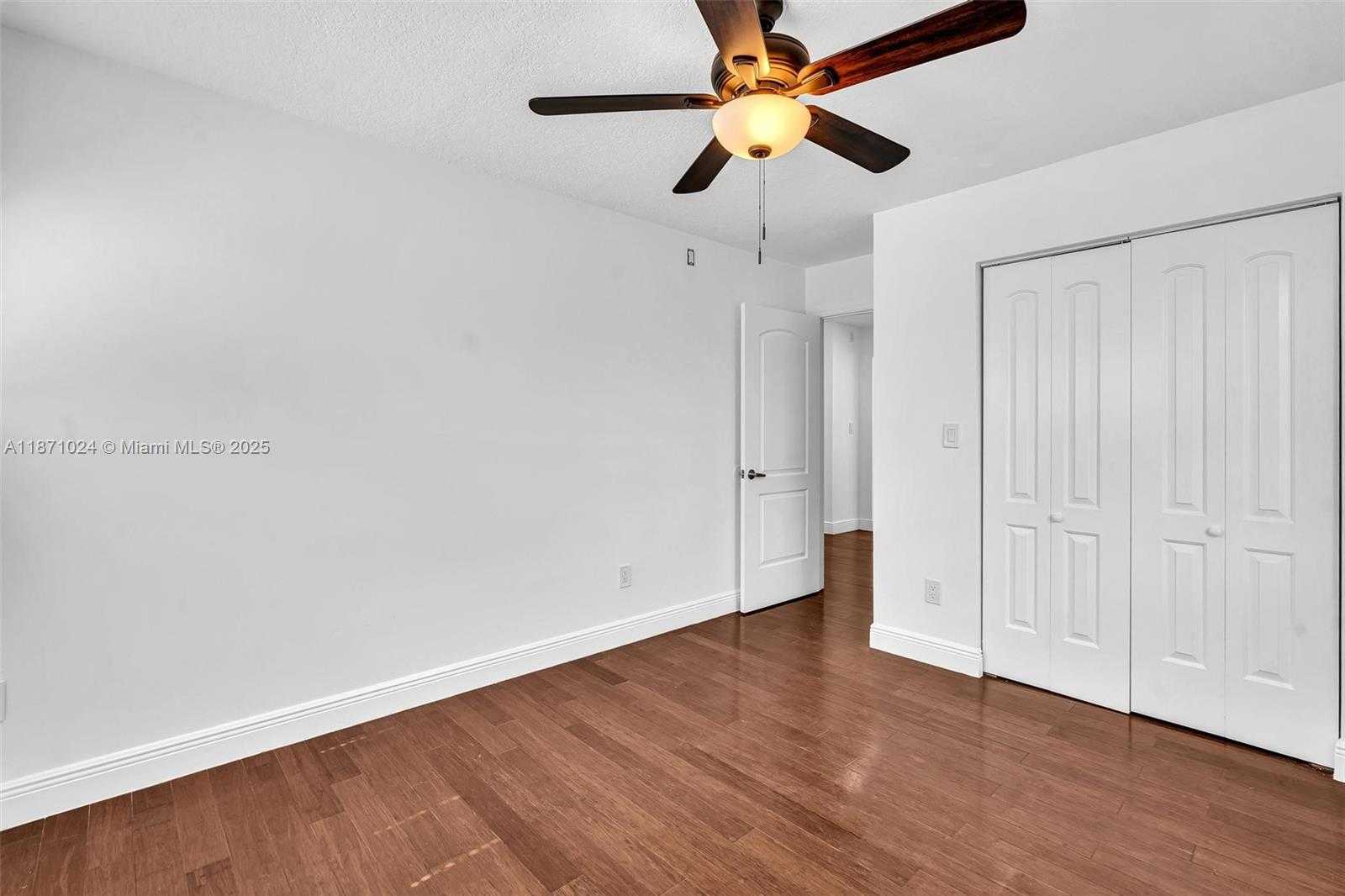 Small Image of 20645 NORTH EAST 25TH PL, Miami Number 41