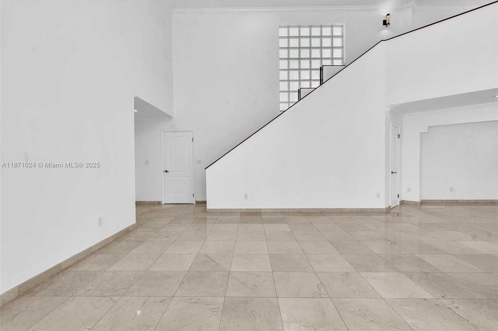 Small Image of 20645 NORTH EAST 25TH PL, Miami Number 7