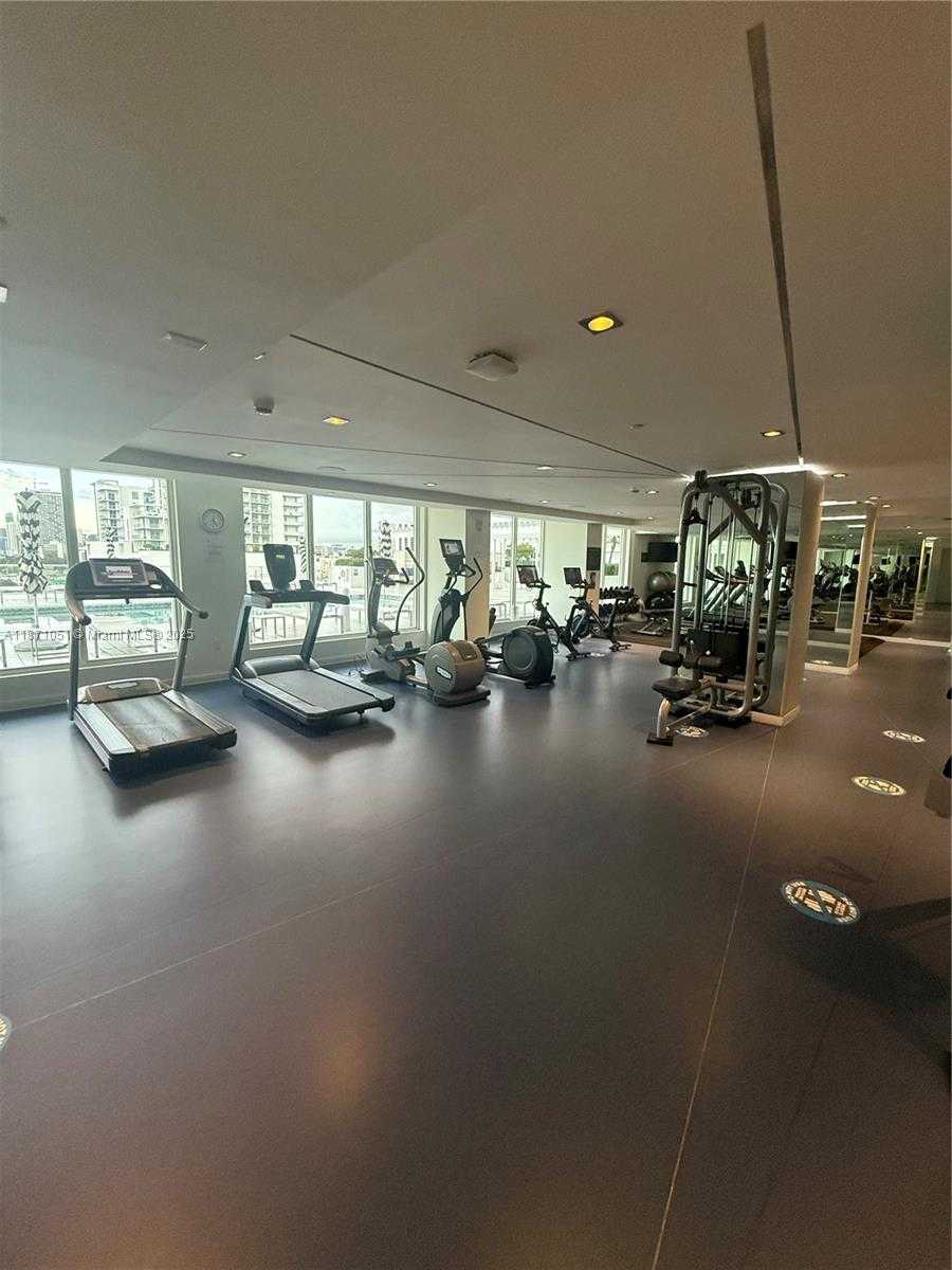 Small Image of 4250 BISCAYNE BLVD #817, Miami Number 9