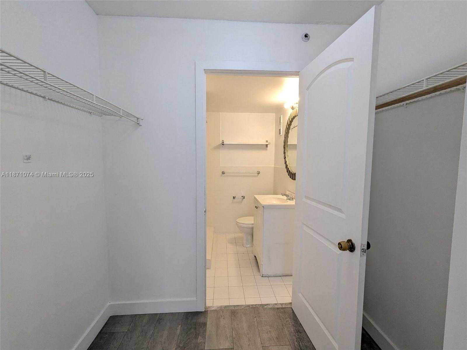 Small Image of 710 WASHINGTON AVE #322, Miami Beach Number 11
