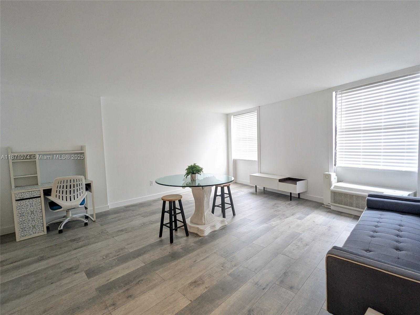 Small Image of 710 WASHINGTON AVE #322, Miami Beach Number 7