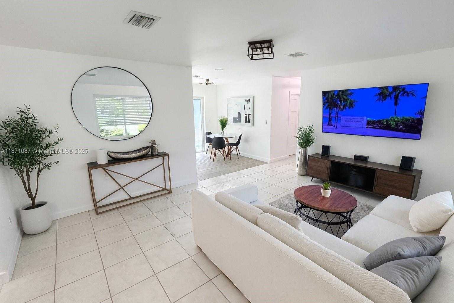 Small Image of 2321 ISLAND DR, Miramar Number 10