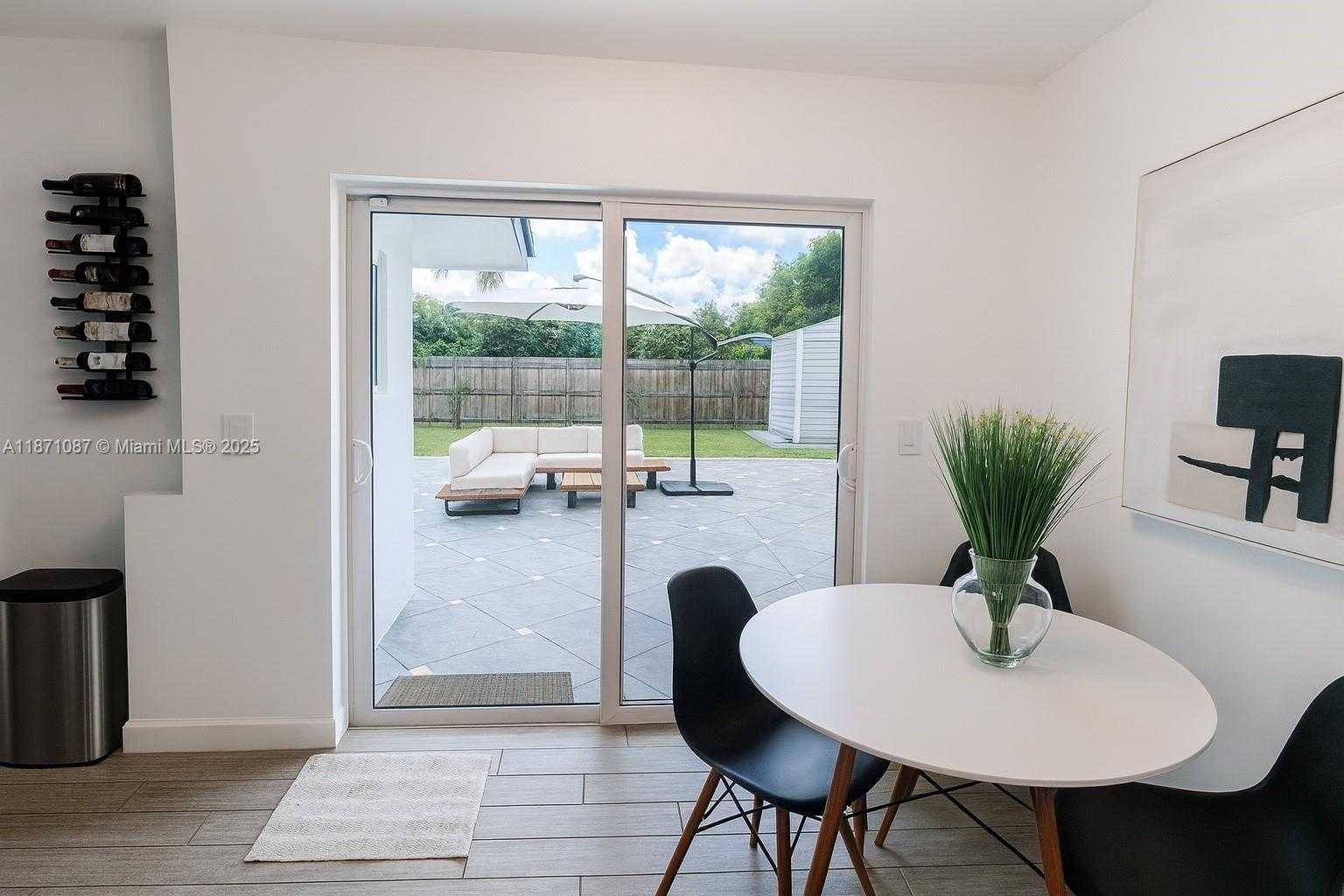 Small Image of 2321 ISLAND DR, Miramar Number 6