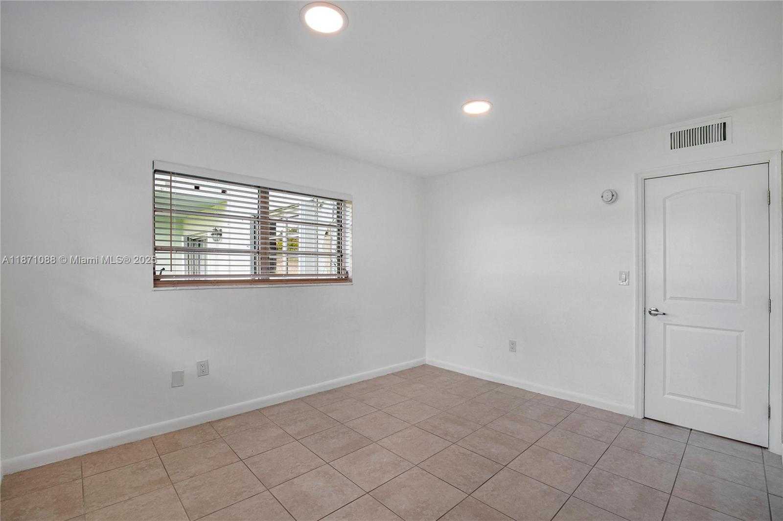 Small Image of 7660 SOUTH WEST 82ND ST #H110, Miami Number 11